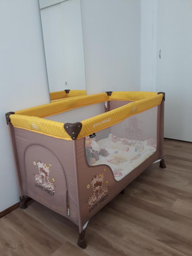 Bivium Appartement Otočac Buitenkant foto