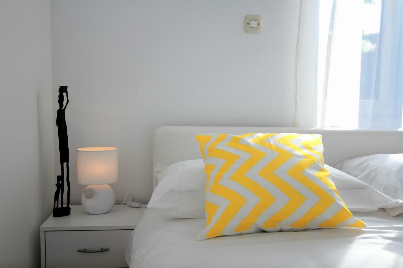 Bivium Appartement Otočac Buitenkant foto